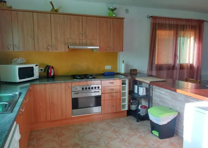 Casa Con Piscina 1872 Fortia-Terraube